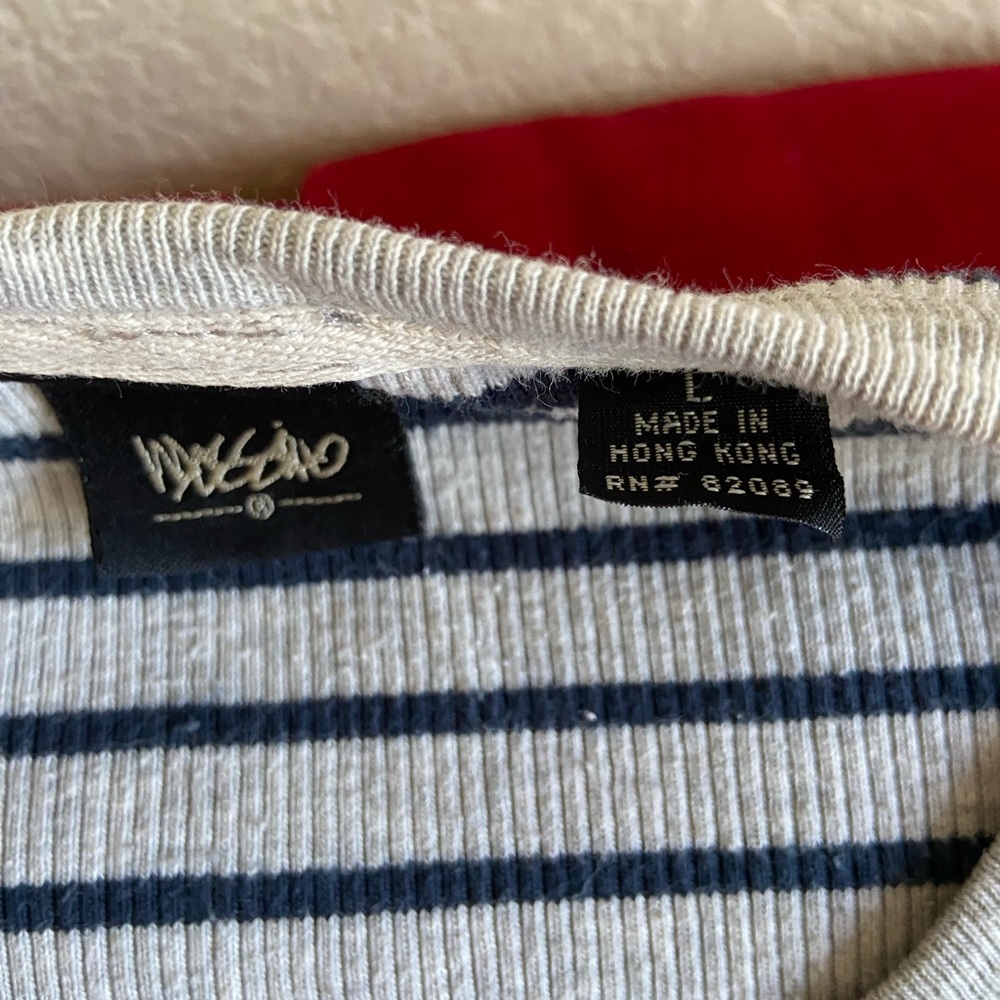 Mossimo Mens Striped V Neck Tee - Gray & Navy - Picture 2 of 4